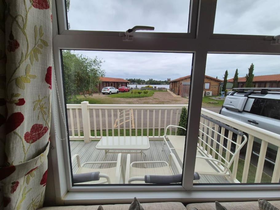 Amazing 2Bedroom Caravan In Lincoln, Таттершолл Экстерьер фото